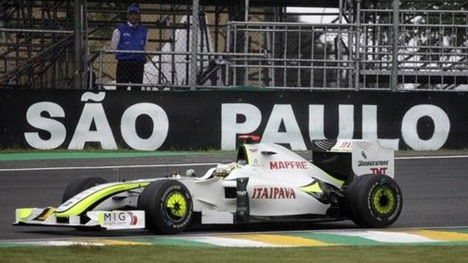 Jenson Button na trati v Interlagosu