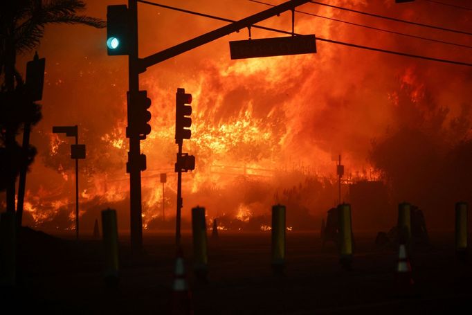 Požár v Los Angeles, leden 2025.