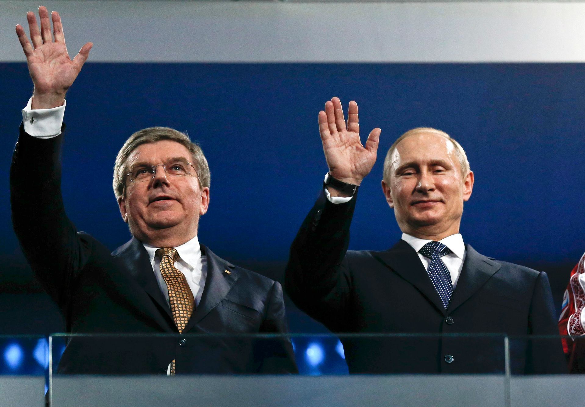 Soči 2014, závěrečný ceremoniál: prezident MOV Thomas Bach a ruský prezident Vladimir Putin