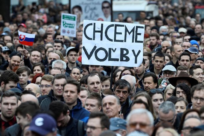 Demonstrace na Slovensku proti stávající politické situaci v zemi - 5. 4. 2018