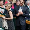 Chris Hemsworth a Elsa Pataky na Wimbledonu 2014