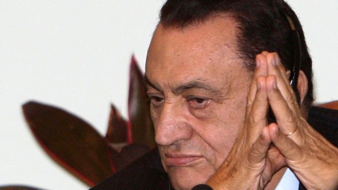 Egyptský prezident Husní Mubarak na tiskové konferenci