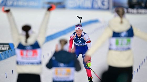 České biatlonistky v závodě ženských štafet
