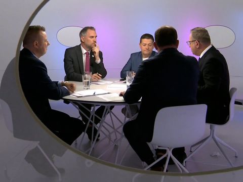 Hon na Moravce v České televizi pokračuje. Existují už tři posudky kvůli Okamurovi