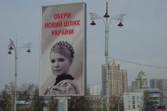Ukrajině hrozí chaos. Tymošenková odmítá uznat prohru
