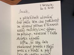 Ručně psané poděkování Petra Pavla stážistovi v NATO.