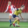 Liga mistryň, Slavia - Arsenal: Kim Littleová a Kateřina Svitková