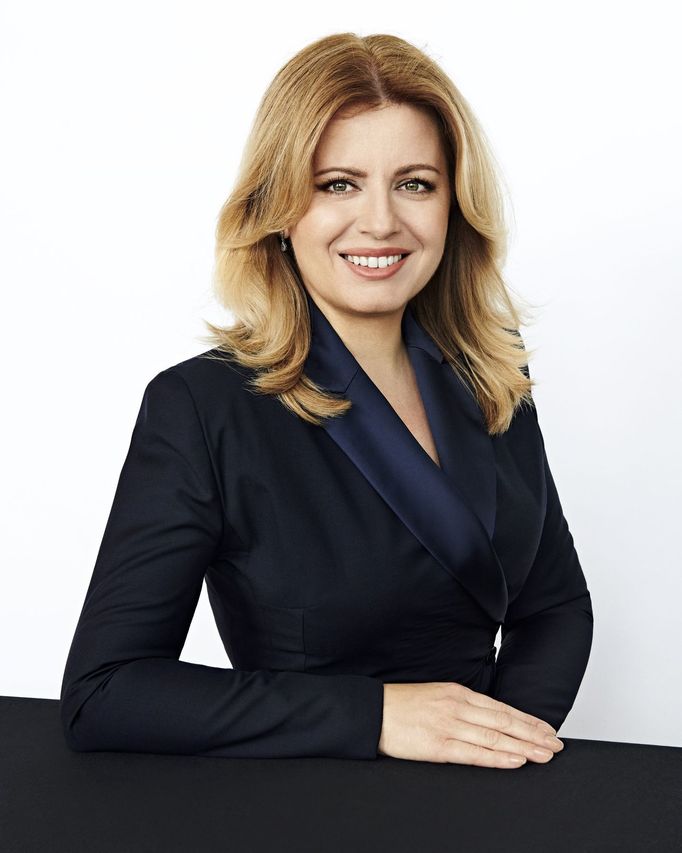 Prezidentka Slovenské republiky Zuzana Čaputová na oficiálním snímku. Nedatováno