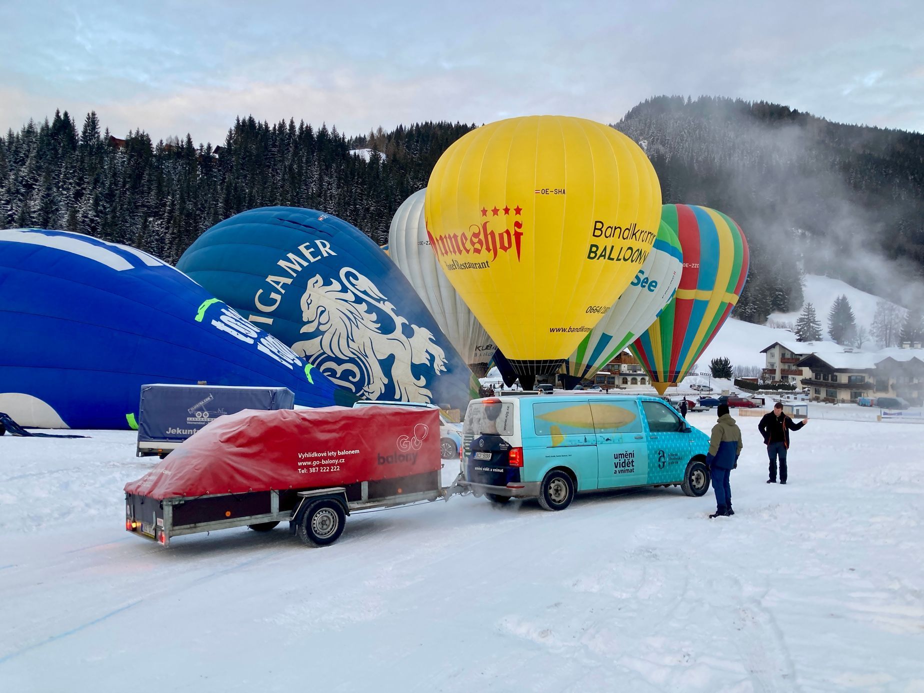 Zimní balonová fiesta Filzmoos