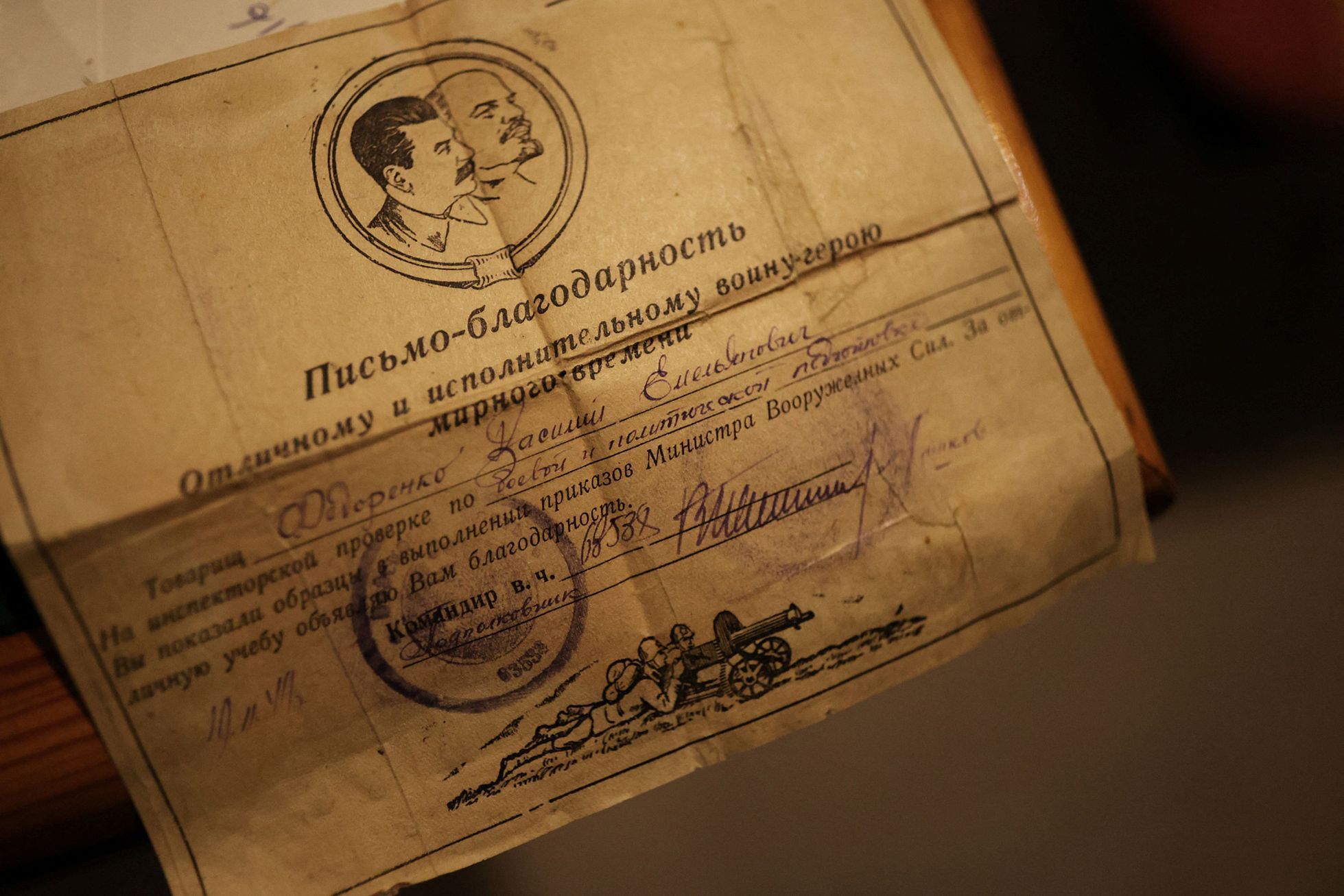 Ukrajina, příběh 92leté Marie Nikolajevny, která už čtyři měsíce žije ve sklepě