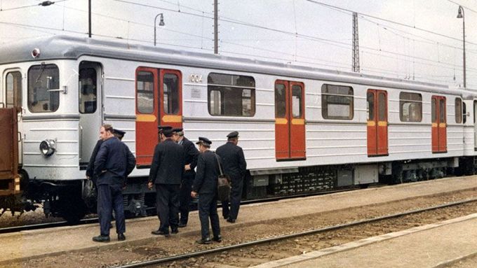 Okupace metra sovětskými vozy začala před 40 lety
