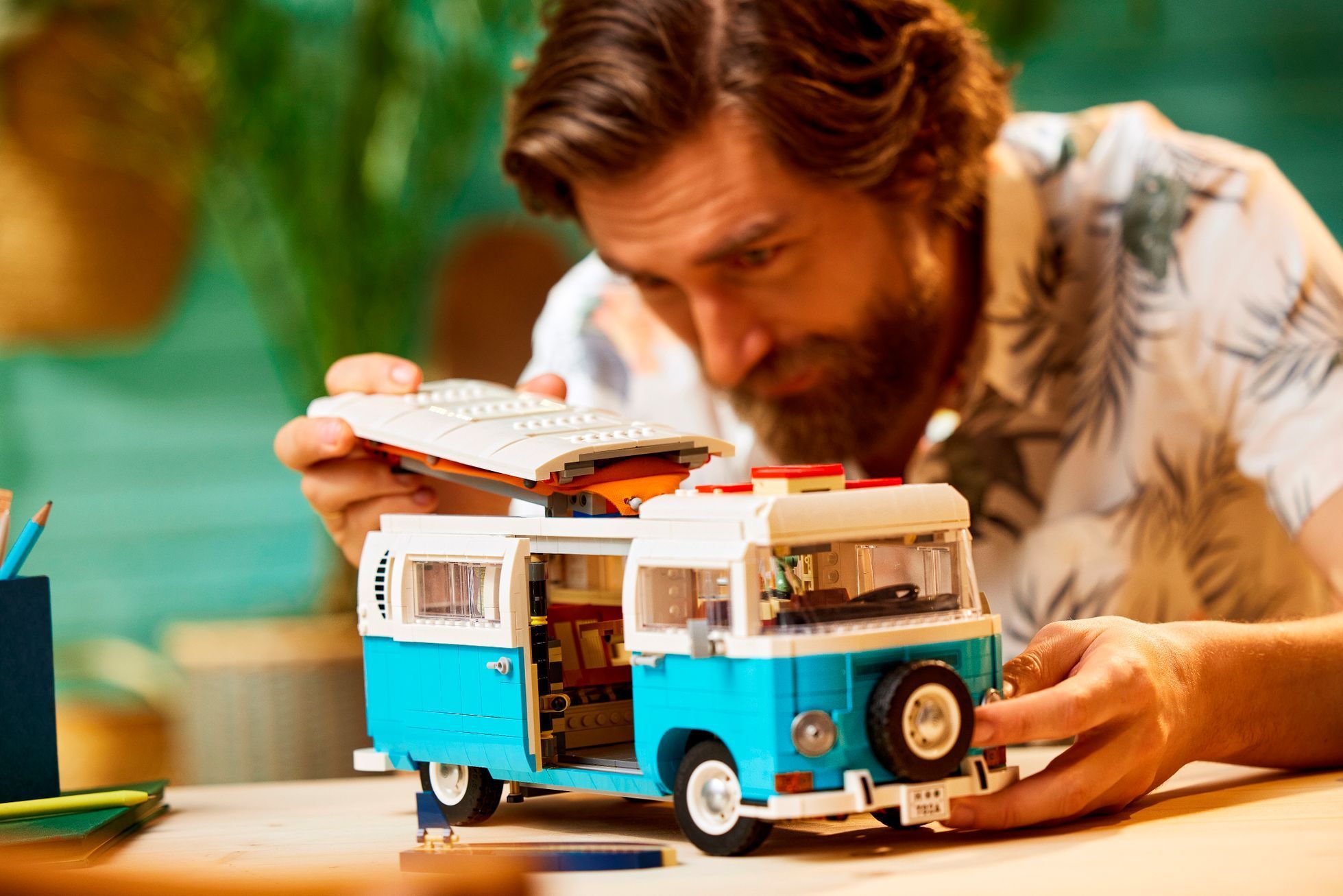 Volkswagen T2 obytný Lego