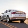 Tesla Model 3 červenec 2017