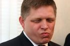 Zázrak Fico trvá, opět ho chce volit přes 40 % Slováků