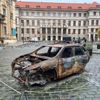 Ohořelé vraky z Ukrajiny instalace Signal Velčovský