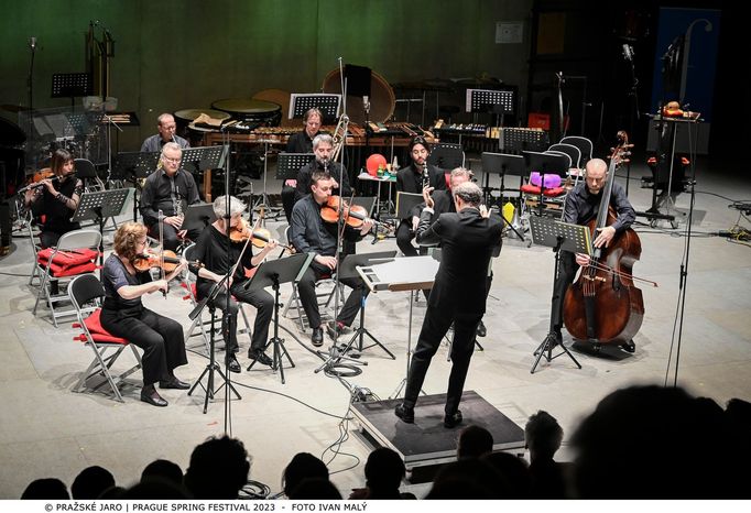 Ve světové premiéře v pátek zazněla také kompozice Lunapark, kterou na objednávku Pražského jara pro Klangforum Wien složila Jana Vöröšová.