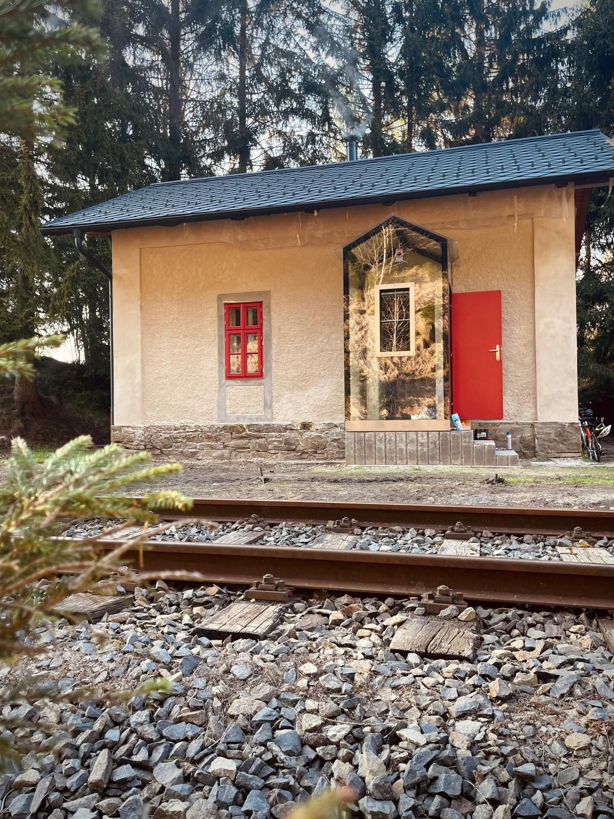 Nádraží Kovářská, projekt, spolek, záchrana, pomoc, stavba, vechtrovna, nádraží, rekonstrukce