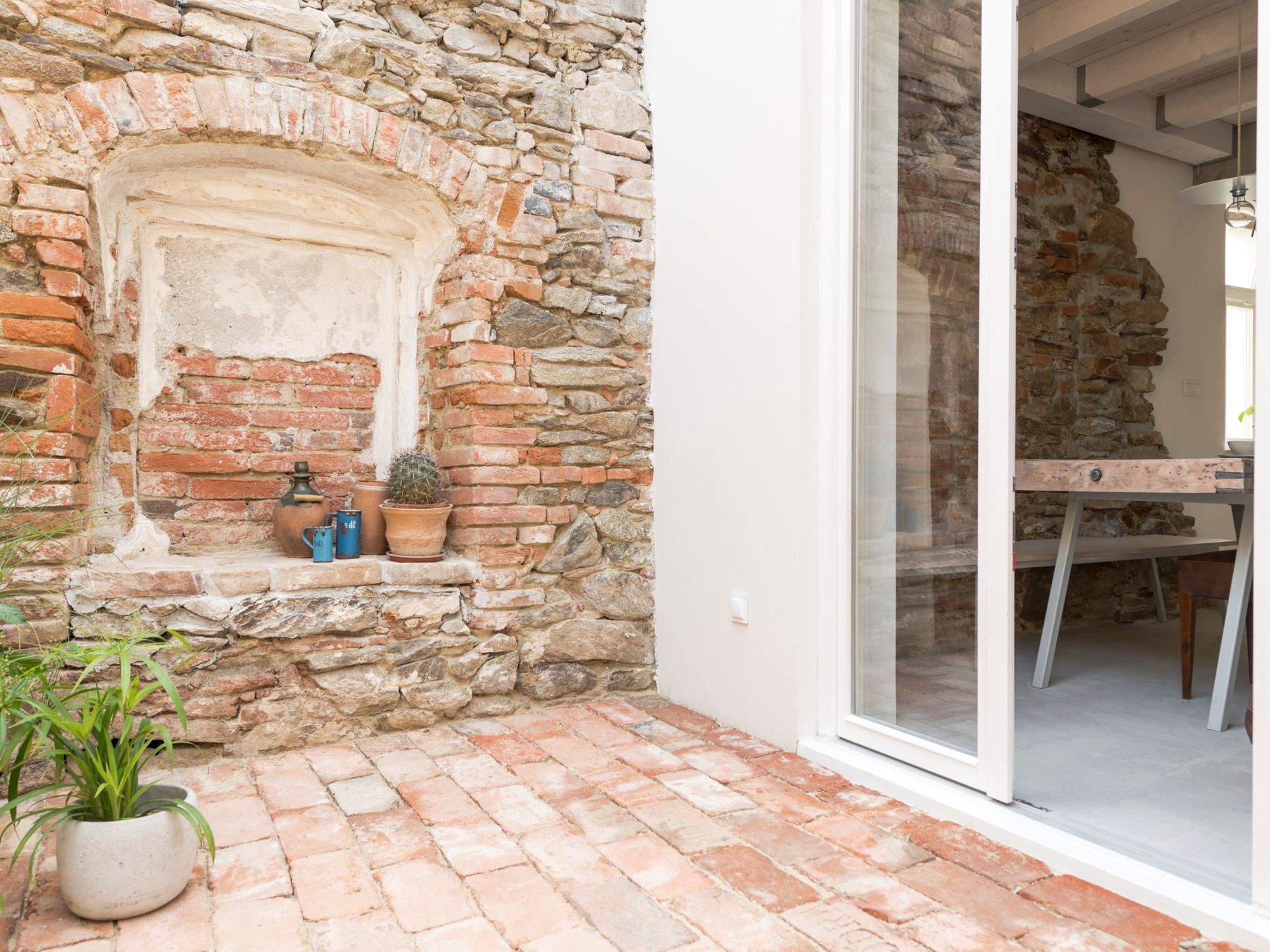 Modra, Slovensko, dům, rekonstrukce, dvojdomek