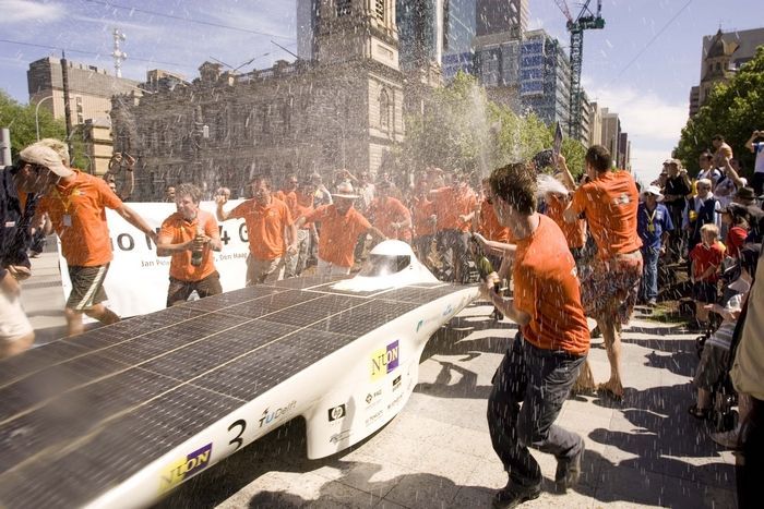 Závod solárních automobilů v Austrálii