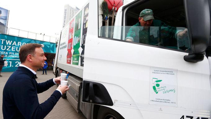 Polský řidič kamionu s polským prezidentem Dudou. Ilustrační foto.
