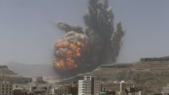 Jemen - Saná - nálet - exploze