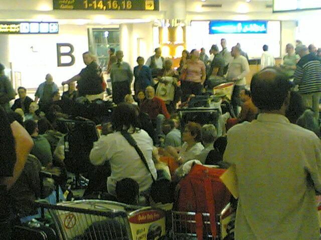 Na letišti v Dubaji