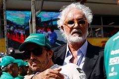 Stál za největší ostudou F1 v tomto století. Briatore má teď spasit tým Alpine