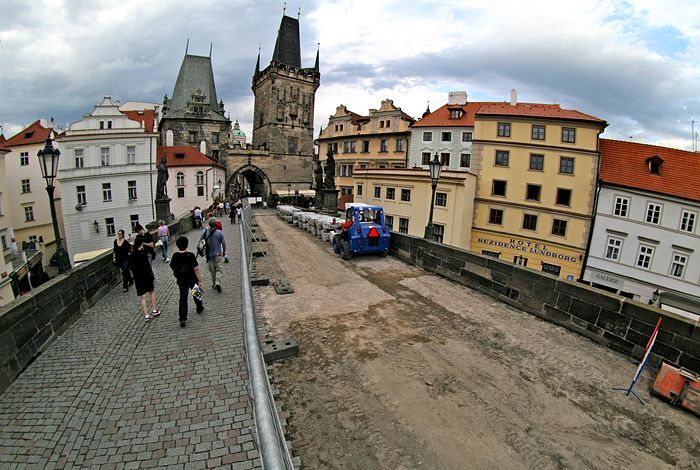 Oprava Karlova mostu