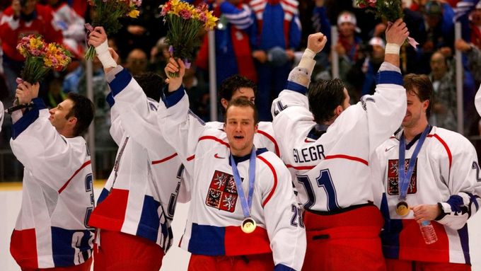 Zatím největším úspěchem českých sportovců byl triumf hokejistů na olympiádě v Naganu v roce 1998.