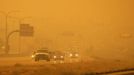 Smoke from the Waldo Canyon fire engulfs the I-25 north of Colorado Springs in Colorado June 26, 2012. A monster Colorado wildfire raging near some of the most visited tourist areas in the state took a turn for the worse on Tuesday as hot winds pushed flames north, prompting the evacuation of 7,000 more people, officials said. REUTERS/Rick Wilking (UNITED STATES - Tags: DISASTER ENVIRONMENT TPX IMAGES OF THE DAY) Published: Čer. 27, 2012, 12:43 dop.