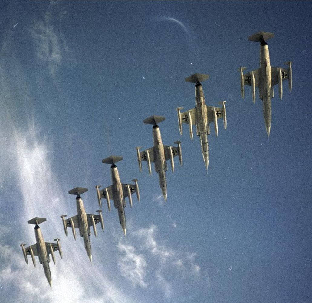 F-104 Starfighter, stíhačka, stíhací letoun, USA, historie, výročí, Zahraničí