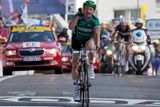 Francouzský cyklista Thomas Voeckler ze stáje Europcar se raduje z vítězství v desáté etapě Tour de France.