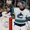 hokej, NHL 2021/2022, Vancouver Canucks at Colorado Avalanche, Jaroslav Halák