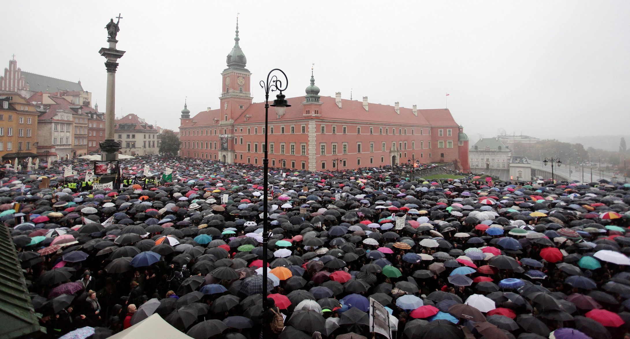 Protesty proti zákonu o interupci v Polsku
