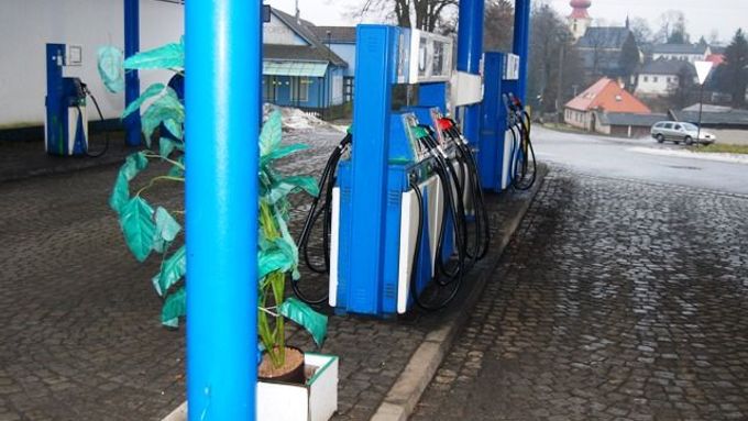Jedna z čerpacích stanic, kde ČOI vloni našla nekvalitní palivo