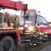 Tramvaj přejela chlapci nohu, nejspíš o ni přijde