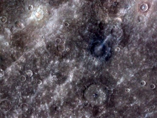 NASA zveřejnila další dávku snímků z hlubokého vesmíru