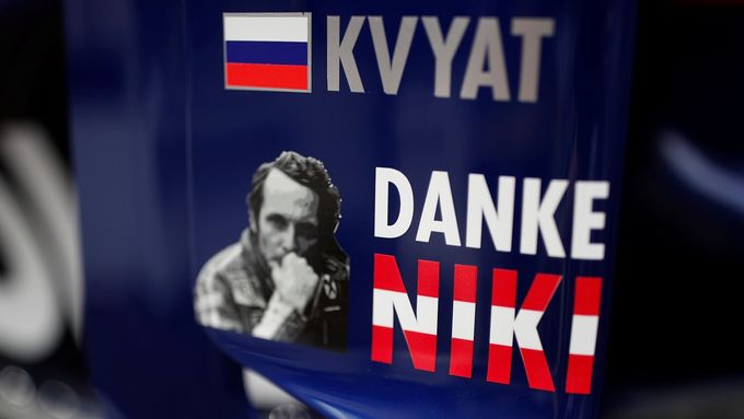 Vzpomínka na Nikiho Laudy při trénincích na Velkou cenu Monaka.