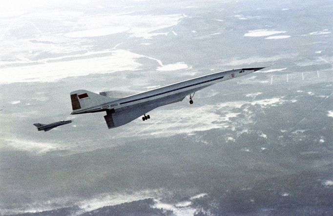 Nadzvukový letoun Letoun Tupolev 144 z éry SSSR. Rok 1969