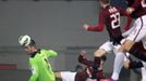 Fotbal, Sparta - Plzeň: Ladislav Krejčí - Matúš Kozáčik