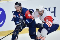 Liberec vstoupil do semifinále Ligy mistrů remízou s Växjö. Janusovu chybu napravil Jašek