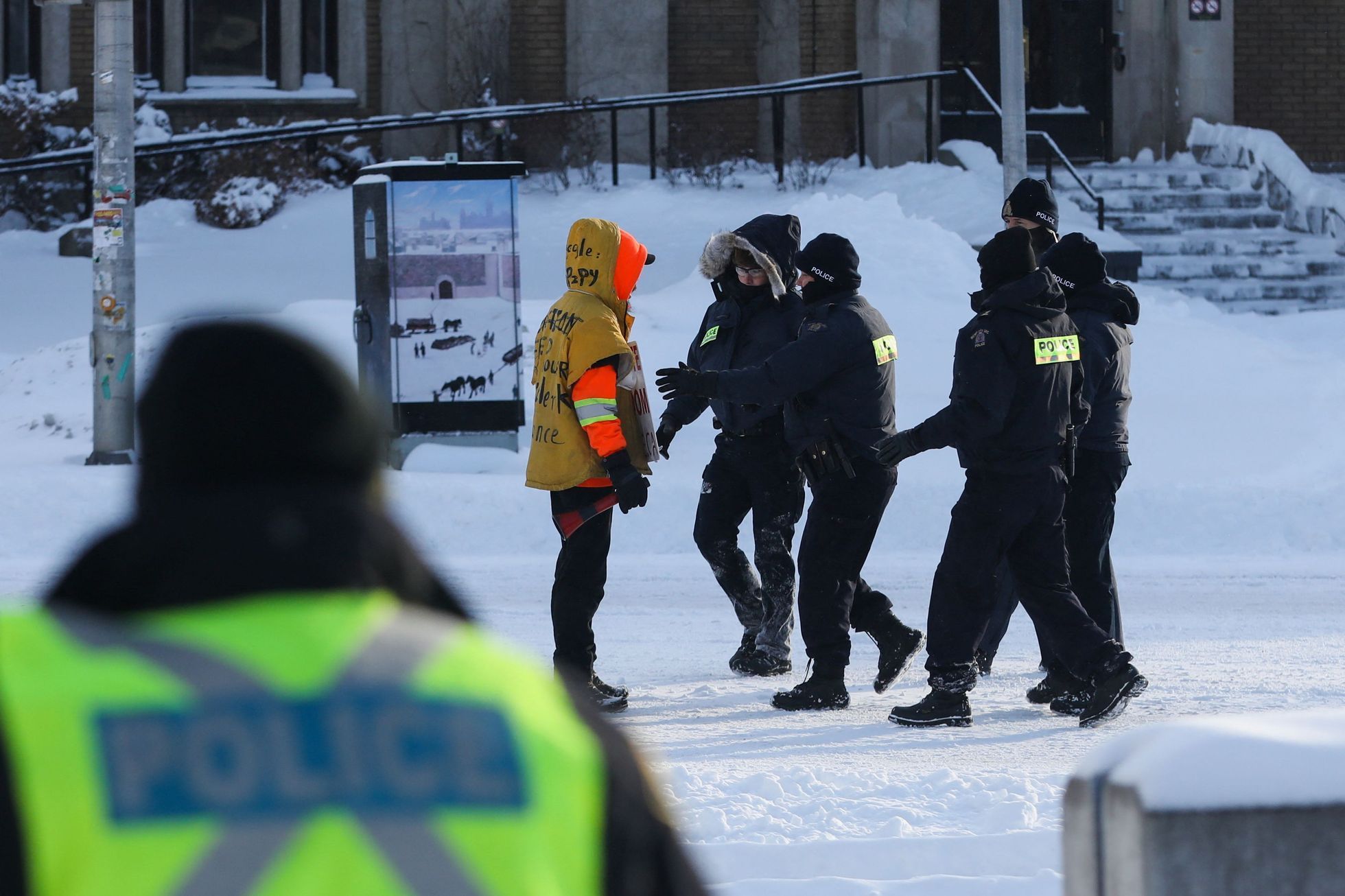 Demonstrace Ottawa Kanada policie