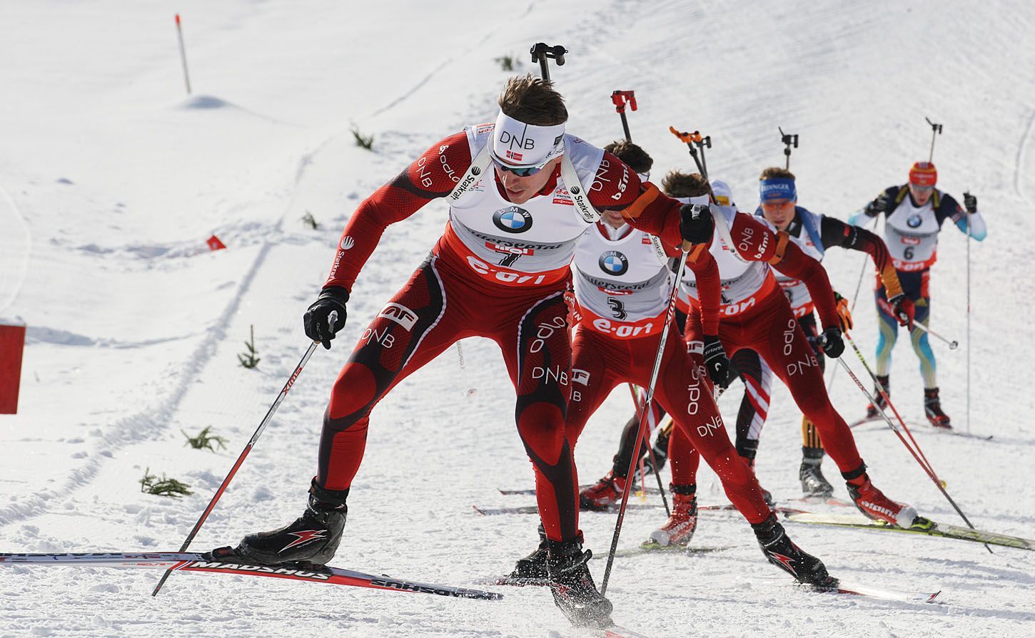 SP biatlonu,. Hochfilzen, stíhačka M: Emil Hegle Svendsen (7), Ole Einar Björndalen (3)