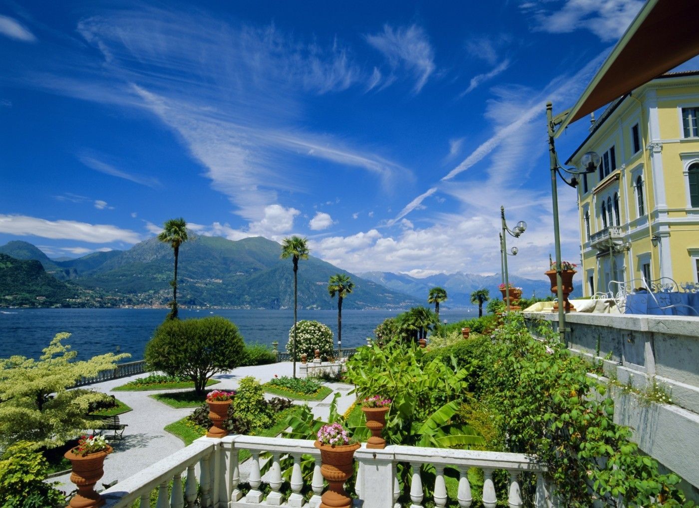 Oblíbená místa dovolené - jezero Como