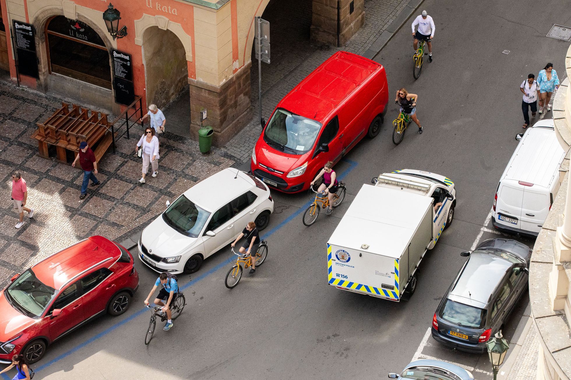 Praha, panorama, Pražský hrad, pohled ze střech, Praha z výšky