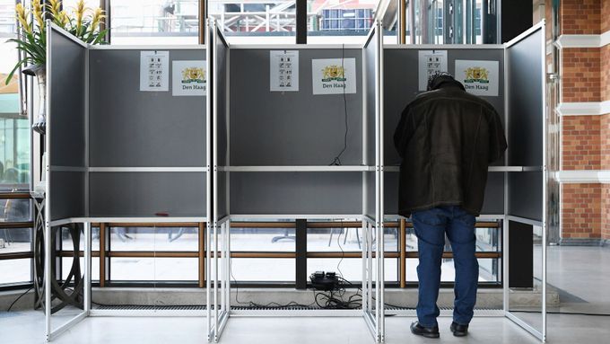 Nizozemsko je první země, kde začaly již ve čtvrtek volby do Evropského parlamentu.