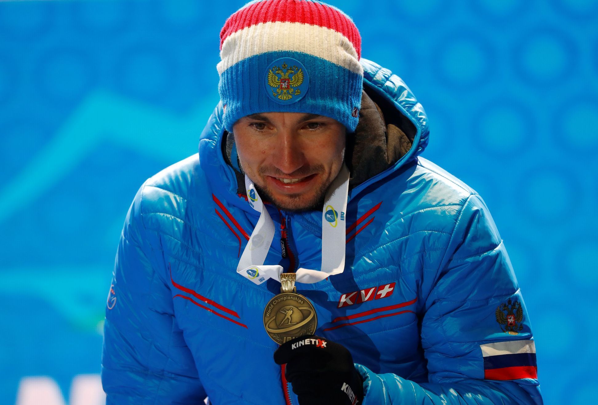 Ruský biatlonista Alexander Loginov na MS 2020