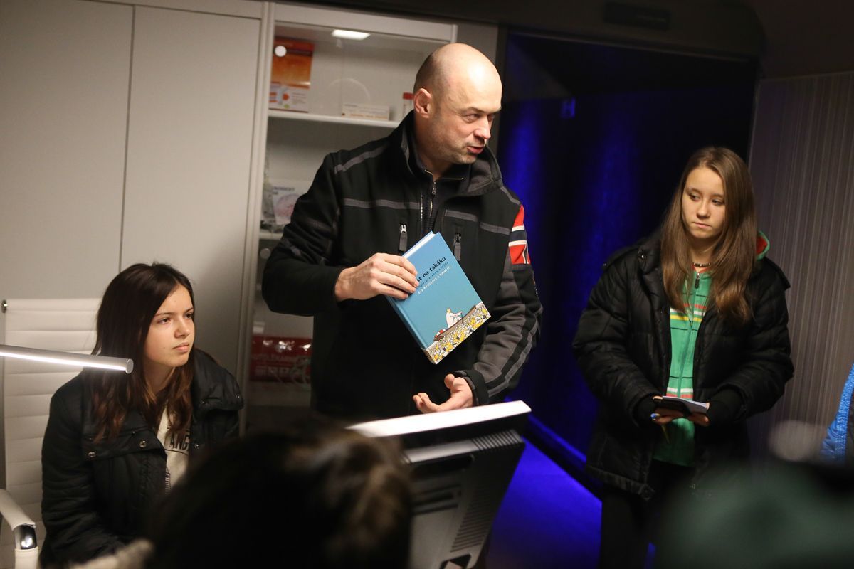 Revolution Train - protidrogový vlak