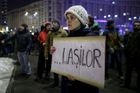 V Rumunsku vyšlo do ulic čtvrt milionu lidí. Milost korupčníkům ohrozí vaši pověst, vzkazuje Evropa
