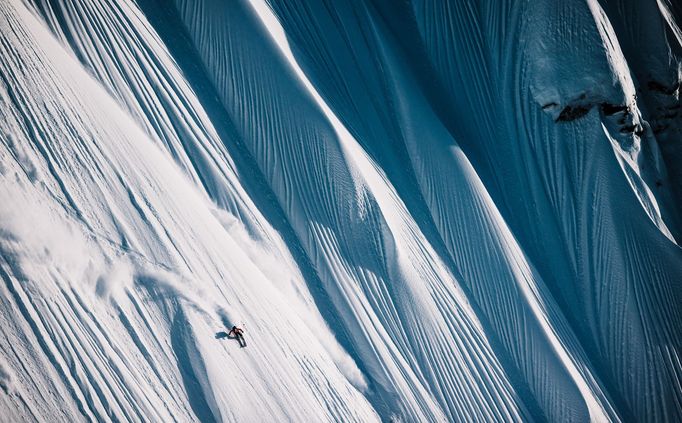 Name of photographer / Red Bull Illume Photographer: Katie Lozancich, Athlete: Michelle Parker, Location: Girdwood, AK, United States